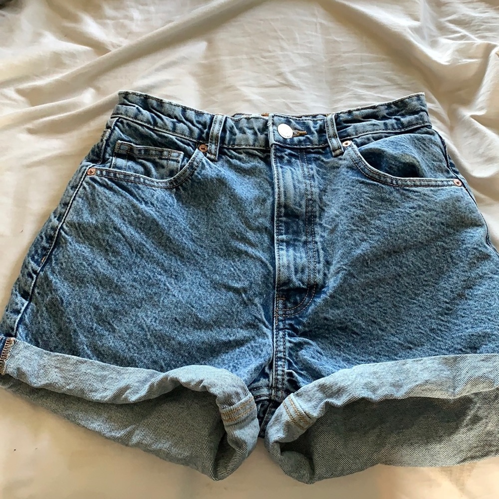 BRAND NEW ZARA SHORTS